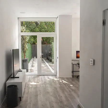 Nest With Private Terrace * 클루지나포카