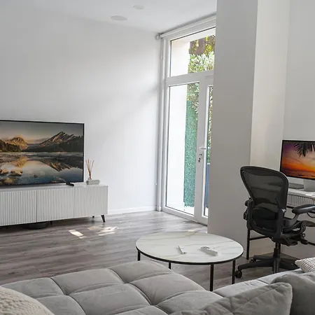 Nest With Private Terrace *