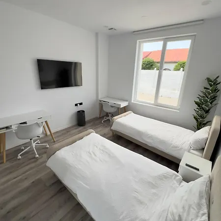 Nest With Private Terrace 아파트 클루지나포카